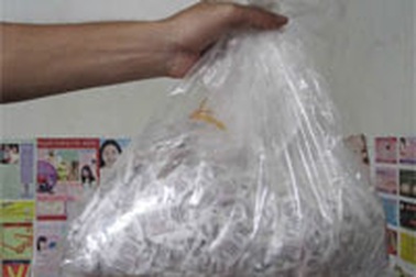 Gói chống ẩm bánh trung thu: Mua đâu cũng có