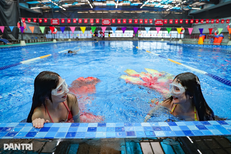 Thiếu nữ Hà Nội chi tiền triệu làm nàng tiên cá xinh đẹp dưới thủy cung - 5 Thiếu nữ Hà Nội chi tiền triệu làm nàng tiên cá xinh đẹp dưới thủy cung - 5