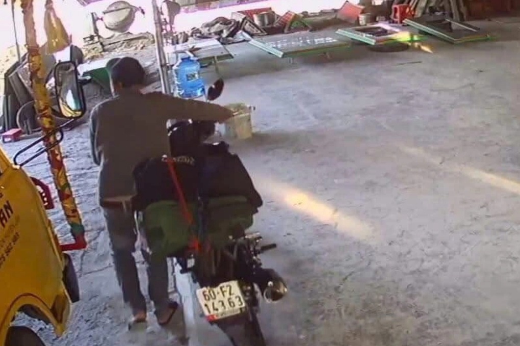 Cộng đồng mạng sốt ruột tìm kiếm người phụ nữ bị chó dại cắn - 2 Cộng đồng mạng sốt ruột tìm kiếm người phụ nữ bị chó dại cắn - 2