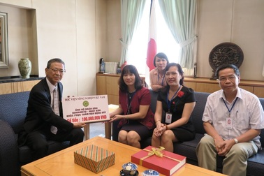 Đại sứ Nhật Bản cảm động vì sự chia sẻ của người Việt với nạn nhân động đất