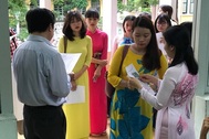 TPHCM: Cả quận, chỉ tuyển được một giáo viên tiếng Anh, rồi cũng... bỏ!