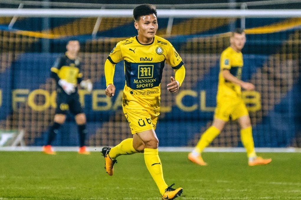 Nhà báo Pháp nói sự thật về cơ hội ra sân của Quang Hải ở Pau FC - 1 Nhà báo Pháp nói sự thật về cơ hội ra sân của Quang Hải ở Pau FC - 1