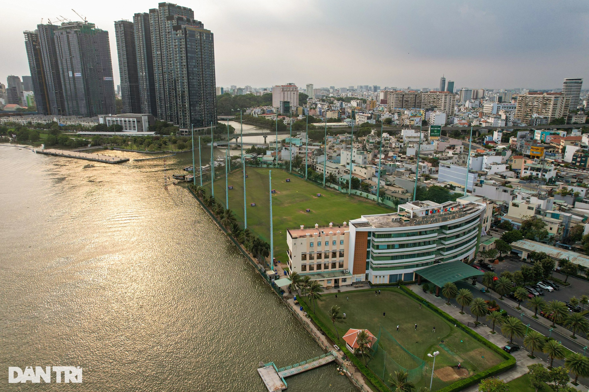 Những điểm nghẽn trên dự án đường ven sông Sài Gòn với lộ giới 35m - 7 Những điểm nghẽn trên dự án đường ven sông Sài Gòn với lộ giới 35m - 7