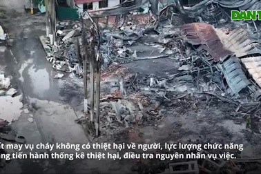 Cảnh hoang toàn, đổ nát sau vụ cháy công ty bao bì ở Vĩnh Phúc.