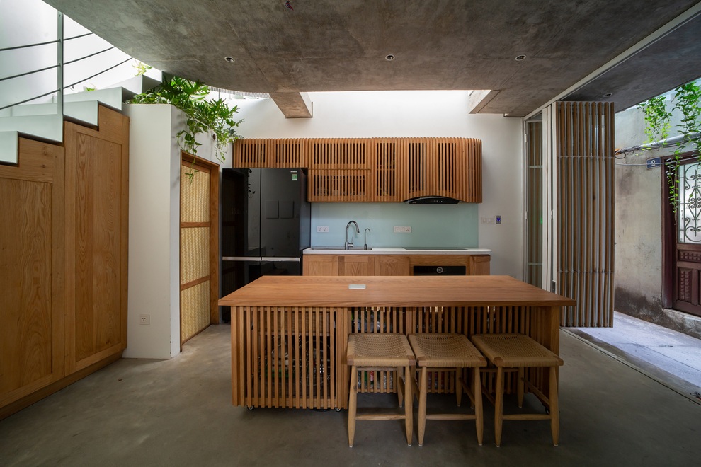 Ngôi nhà 24 m2 trong hẻm nhỏ Hà Nội vẫn thoáng gió và đầy cây xanh - 7 Ngôi nhà 24 m2 trong hẻm nhỏ Hà Nội vẫn thoáng gió và đầy cây xanh - 7