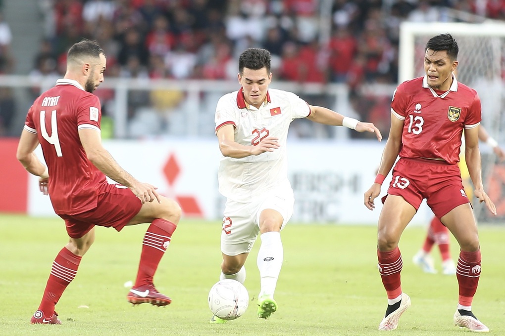 Indonesia sang Hà Nội bằng chuyên cơ, tuyển Việt Nam di chuyển hành xác - 1 Indonesia sang Hà Nội bằng chuyên cơ, tuyển Việt Nam di chuyển hành xác - 1