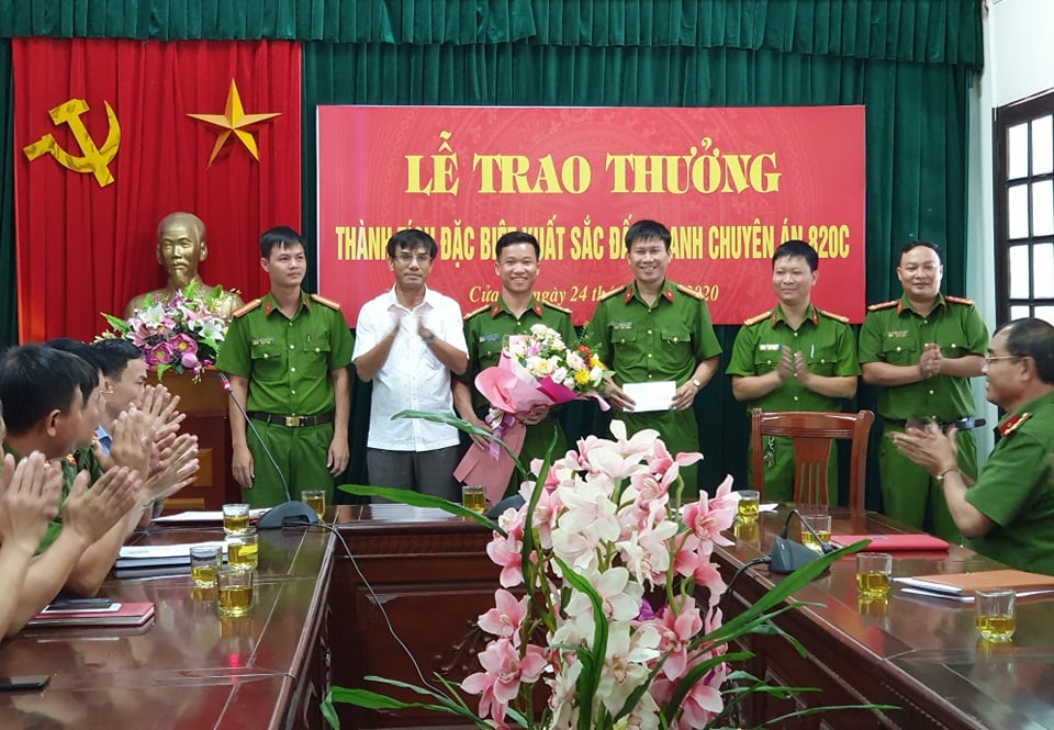 16 tuổi cầm đầu băng cướp gây án hàng loạt khiến dân khiếp sợ - 3 16 tuổi cầm đầu băng cướp gây án hàng loạt khiến dân khiếp sợ - 3