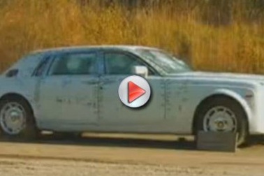 Thử Rolls-Royce Phantom bọc thép 