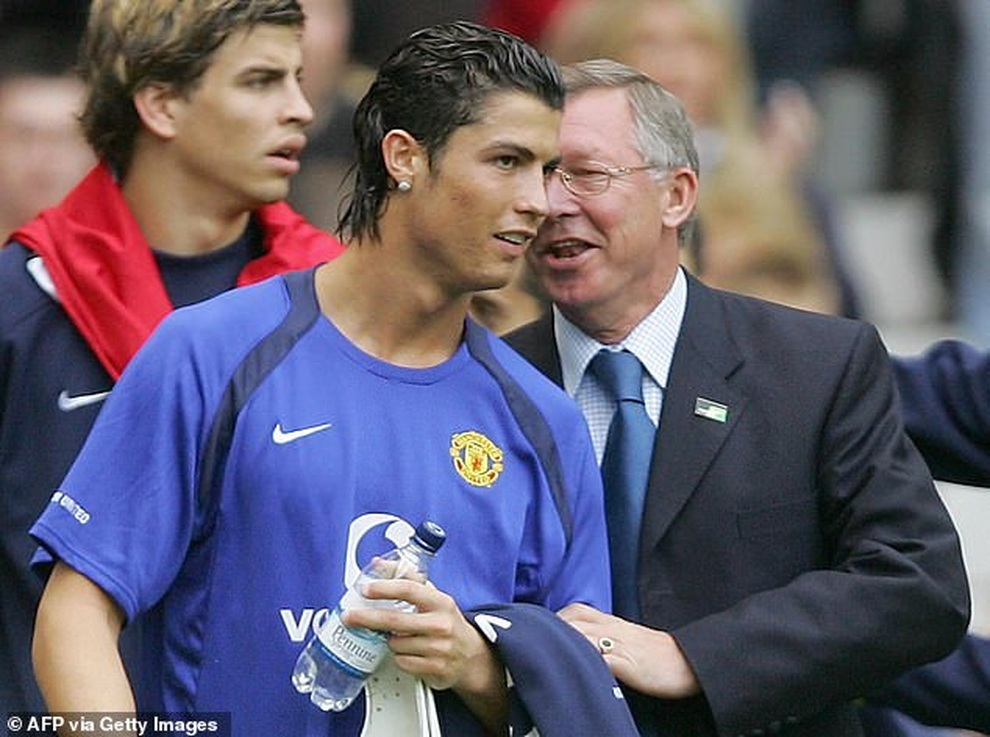 Tình cha con của C.Ronaldo và Sir Alex Ferguson sâu đậm thế nào? - 3 Tình cha con của C.Ronaldo và Sir Alex Ferguson sâu đậm thế nào? - 3