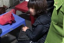 Hà Nội: Dùng súng cướp tài sản ở chợ Long Biên lúc rạng sáng