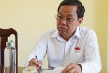 Kiểm điểm Chủ tịch huyện vụ giả mạo hồ sơ nhận trợ cấp chất độc hóa học