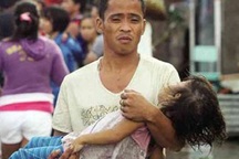 Xúc động bé gái dặn mẹ bảo trọng trước khi chết bởi siêu bão