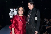 Hoa hậu Emily Hồng Nhung diện vest sành điệu dự tuần lễ thời trang