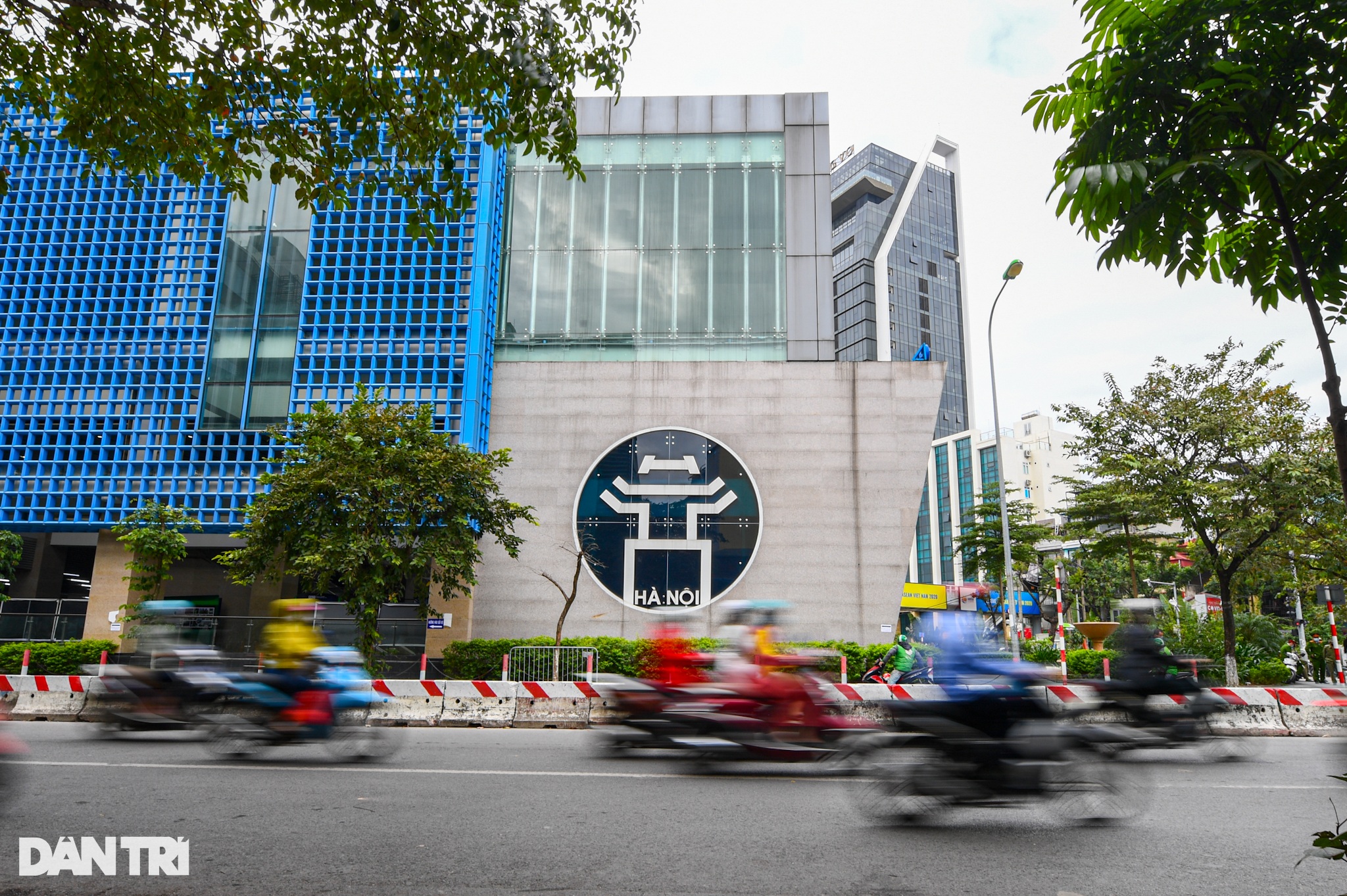 Nhìn lại 15 ngày chạy miễn phí tàu đường sắt Cát Linh - Hà Đông - 1 Nhìn lại 15 ngày chạy miễn phí tàu đường sắt Cát Linh - Hà Đông - 1