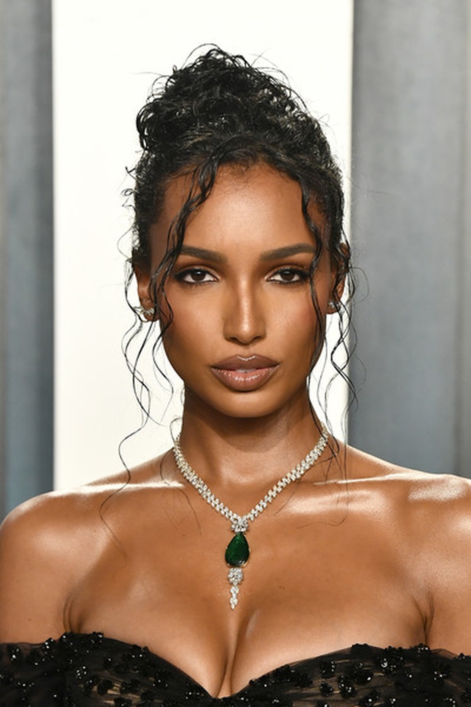 Siêu mẫu Jasmine Tookes khoe khéo vòng một gợi cảm - 3 Siêu mẫu Jasmine Tookes khoe khéo vòng một gợi cảm - 3