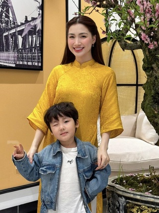 Hòa Minzy tuổi 30: Cuộc sống sang chảnh và tình bạn đặc biệt với Văn Toàn - 7