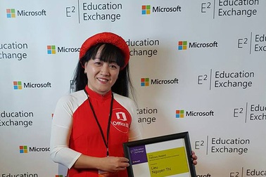 Cô giáo duy nhất nhận giải thưởng Phụ nữ Việt Nam 2017