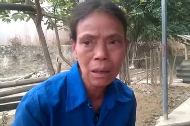 Dân bức xúc vì quà lũ lụt toàn vào nhà cán bộ