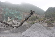 Cổ phiếu khoáng sản dậy sóng, nhiều mã tăng bằng lần