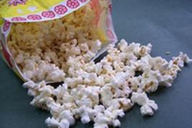 Mỹ: Hoạt chất trong bắp rang bơ có thể gây bệnh phổi