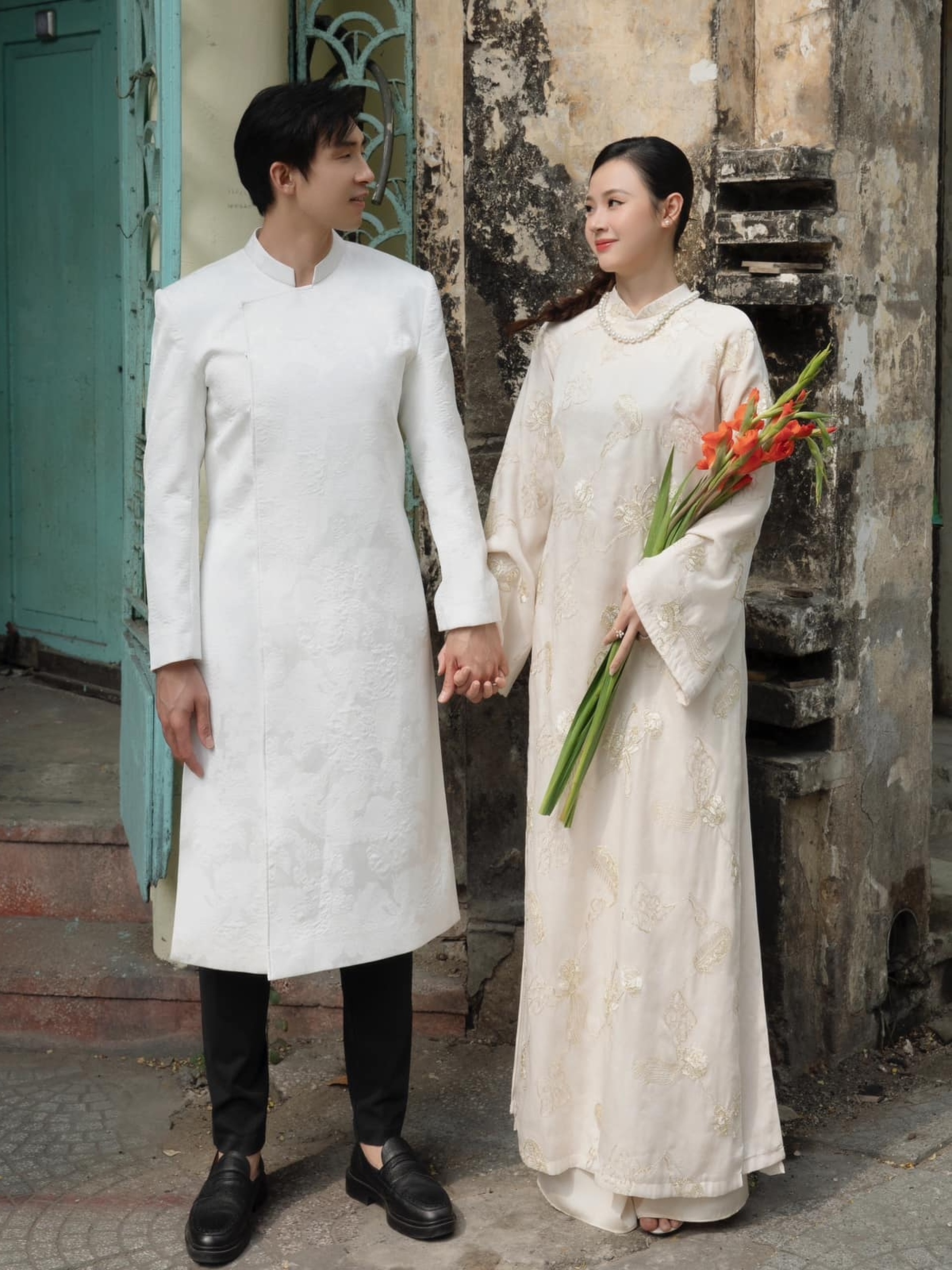 Midu tuổi 36: Hôn nhân đậm chất ngôn tình, ngoại hình thay đổi gây chú ý - 2 Midu tuổi 36: Hôn nhân đậm chất ngôn tình, ngoại hình thay đổi gây chú ý - 2