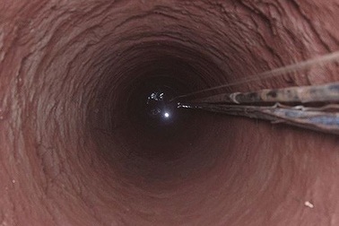 'Đánh đu' mạng sống kiếm cơm bằng nghề 'xông đất Âm phủ'