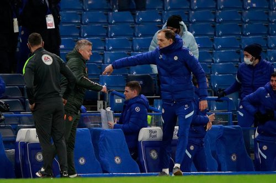 Chia điểm với Chelsea, Man Utd kém Man City 12 điểm - 16 Chia điểm với Chelsea, Man Utd kém Man City 12 điểm - 16