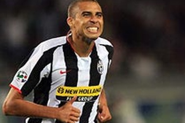 Juve sắp đón sự trở lại của Trezeguet và Tiago