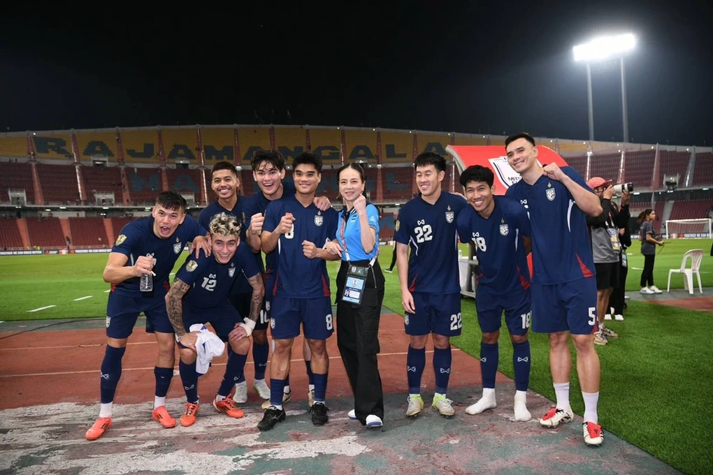 Madam Pang có động thái bất ngờ khi Thái Lan vào chung kết AFF Cup - 2 Madam Pang có động thái bất ngờ khi Thái Lan vào chung kết AFF Cup - 2
