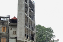 Nhà siêu mỏng, siêu méo trên con đường nghìn tỷ đang xây dựng