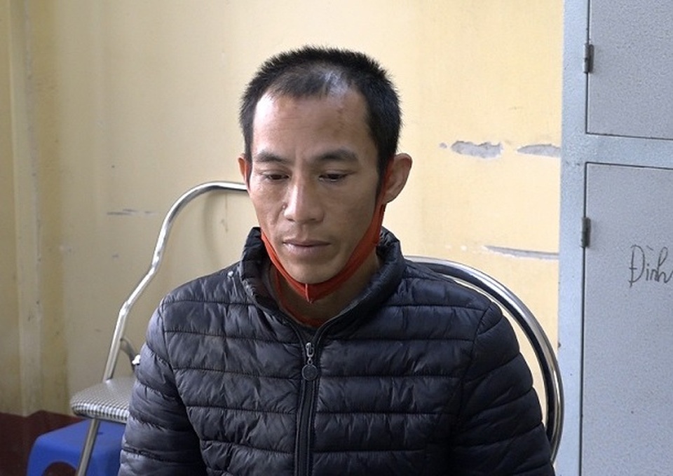 Khởi tố vụ chủ tịch phường bị chém khi đi nhắc người dân đeo khẩu trang - 1 Khởi tố vụ chủ tịch phường bị chém khi đi nhắc người dân đeo khẩu trang - 1