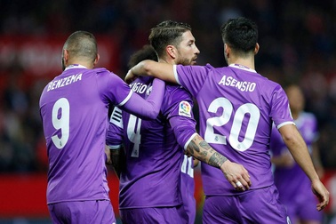 Ramos tiết lộ chủ nhân chiếc áo số 7 tại Real Madrid