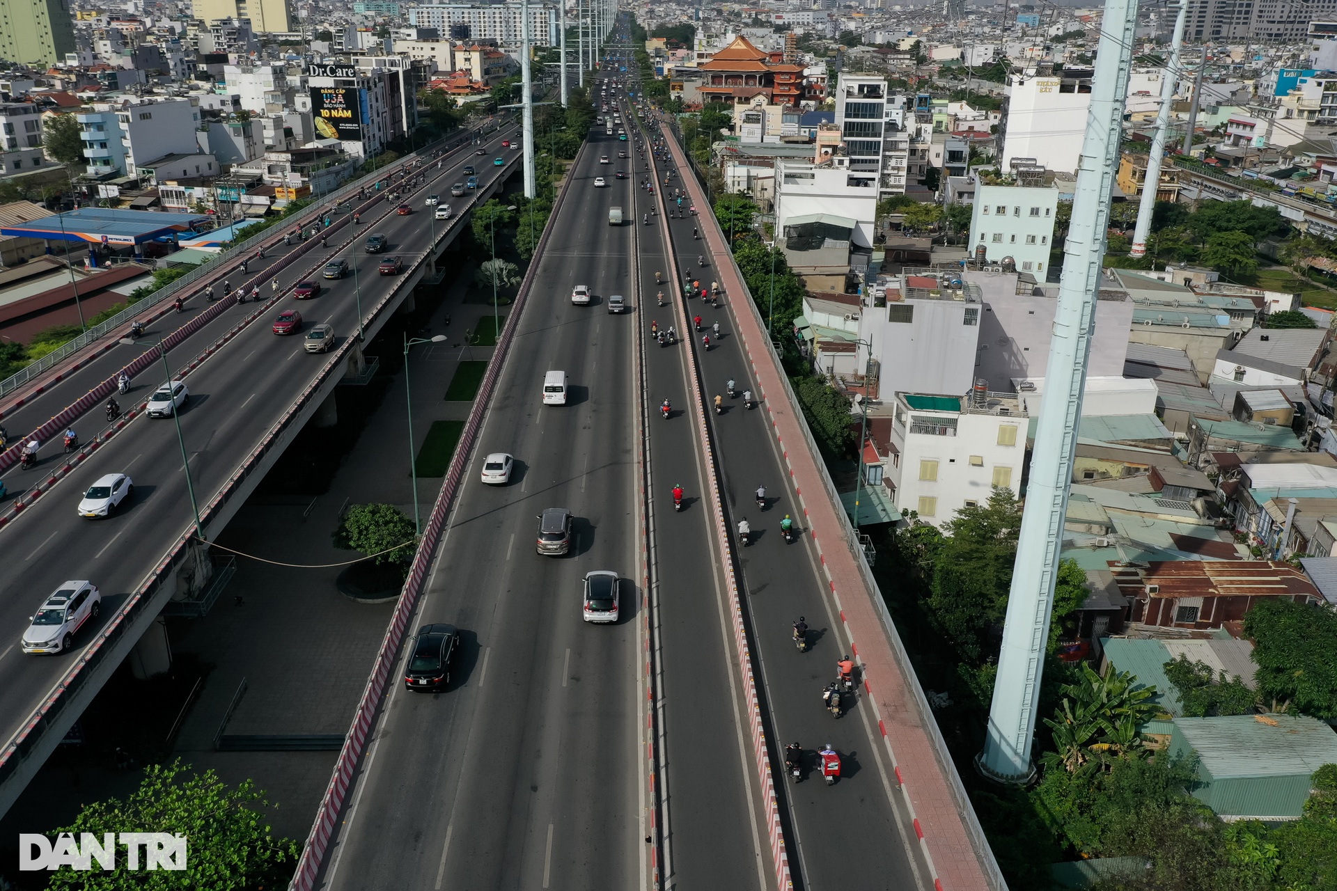 Hình ảnh so sánh trước và sau Tết: Giao thông dễ thở, ùn tắc giảm dần - 22 Hình ảnh so sánh trước và sau Tết: Giao thông dễ thở, ùn tắc giảm dần - 22