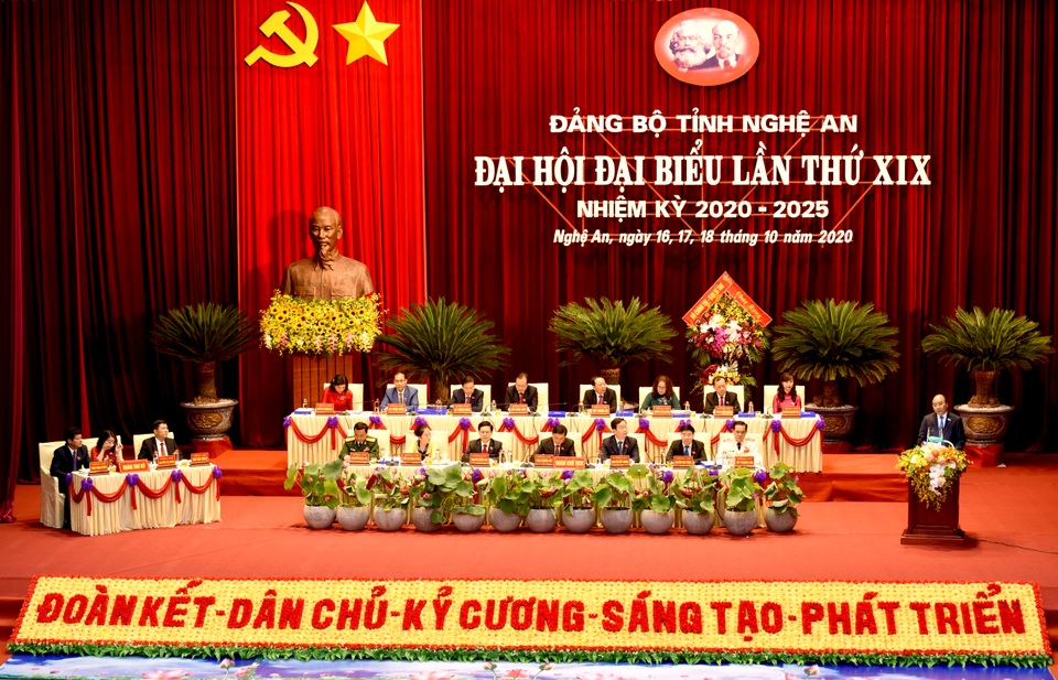 Thủ tướng: Xây dựng thành phố Vinh thành đô thị thông minh, sáng tạo... - 2 Thủ tướng: Xây dựng thành phố Vinh thành đô thị thông minh, sáng tạo... - 2