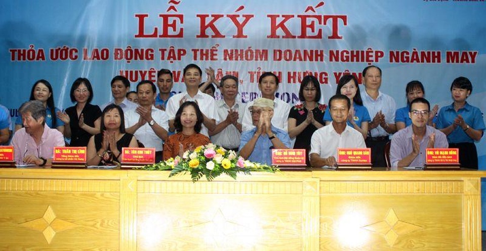 Doanh nghiệp thưởng tháng thứ 13 tối thiểu bằng 1 tháng lương trong hợp đồng - 2 Doanh nghiệp thưởng tháng thứ 13 tối thiểu bằng 1 tháng lương trong hợp đồng - 2