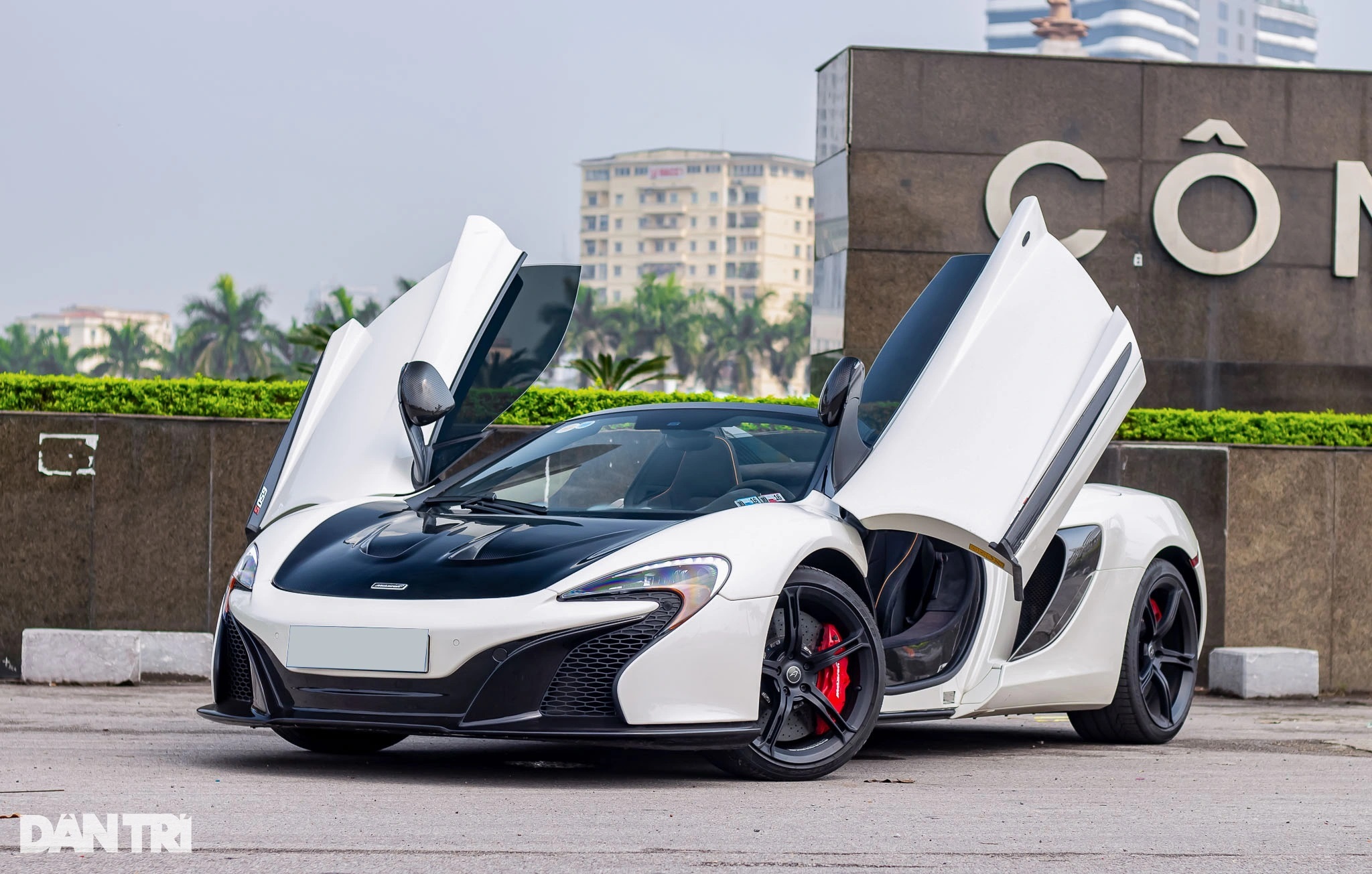 Từng bị Phan Công Khanh lừa cầm cố, xe McLaren 650S được rao bán giá 