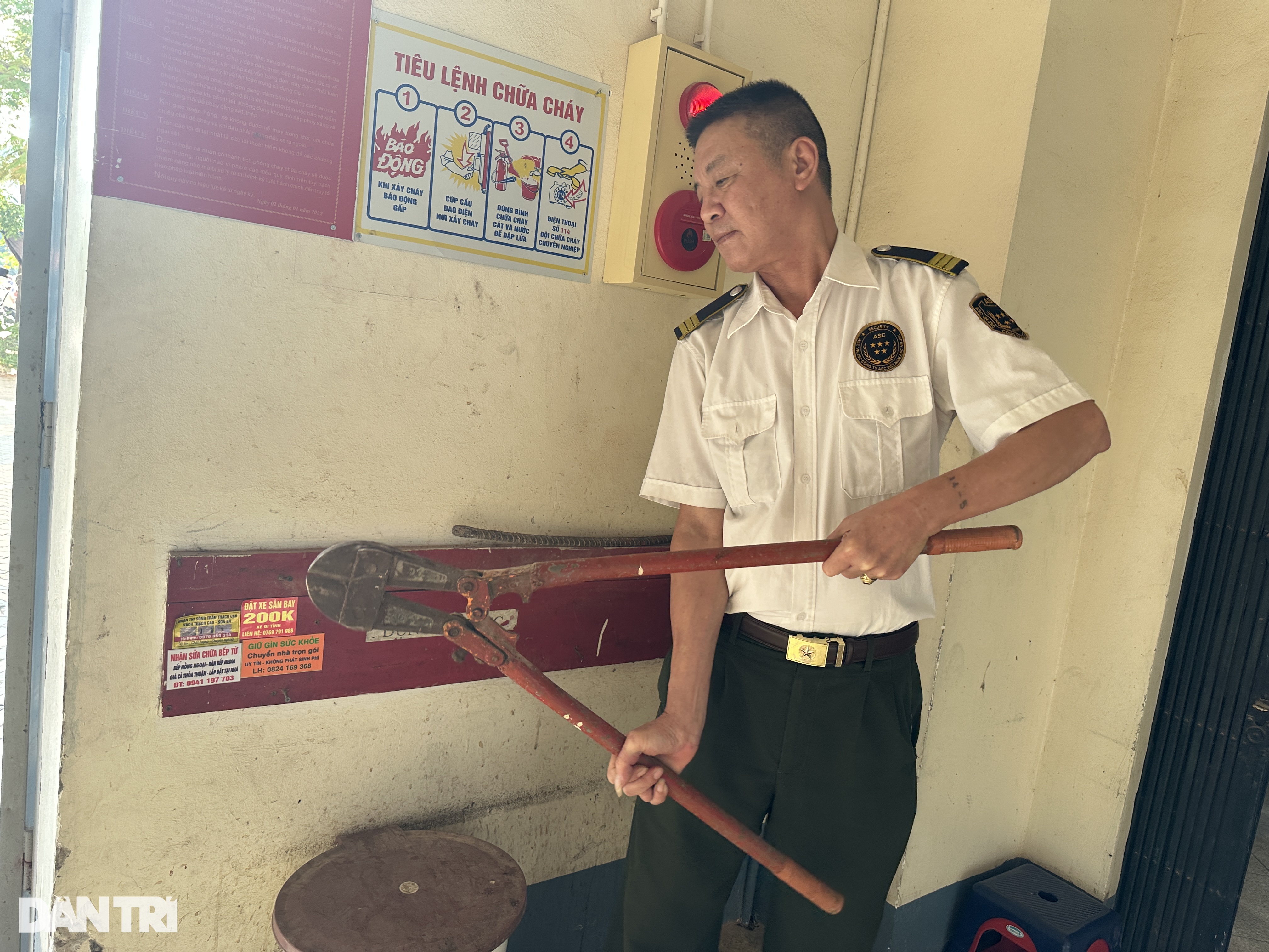 Hà Nội: Hàng loạt họng nước cứu hỏa vô dụng - 6