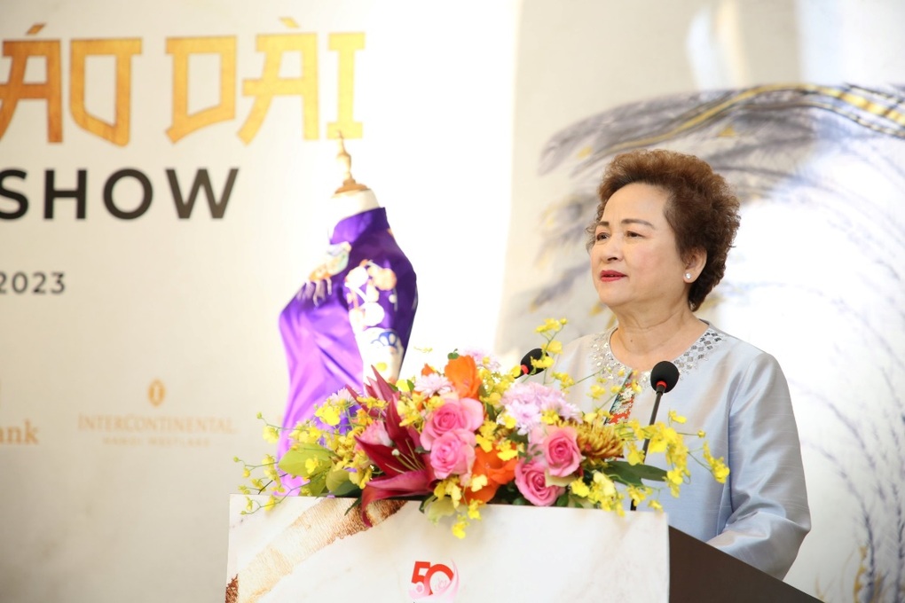 Kimono - Aodai Fashion Show: Giao lưu văn hóa 50 năm quan hệ Việt Nam - Nhật Bản - 4 Kimono - Aodai Fashion Show: Giao lưu văn hóa 50 năm quan hệ Việt Nam - Nhật Bản - 4