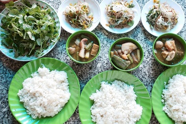 Quán ăn đặc biệt ở Cần Thơ: Cứ đến là ăn, thanh toán bằng nụ cười