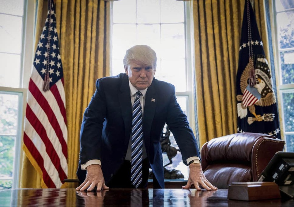 Nhà Trắng gọi việc luận tội ông Trump là “vở kịch chính trị đáng hổ thẹn” - 1 Nhà Trắng gọi việc luận tội ông Trump là “vở kịch chính trị đáng hổ thẹn” - 1