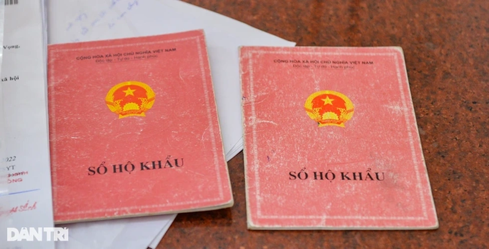 Yêu cầu giấy xác nhận cư trú: Đẩy cái khó cho dân - 1 Yêu cầu giấy xác nhận cư trú: Đẩy cái khó cho dân - 1