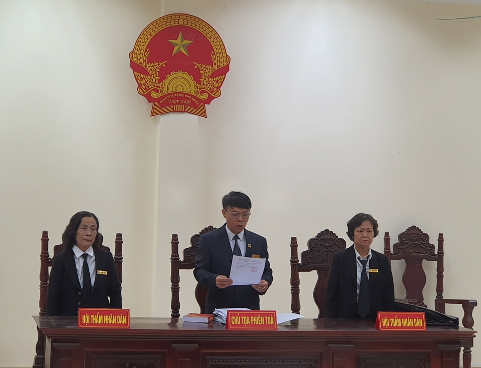 Nữ quái bắt cóc cháu bé 2 tuổi ở Bắc Ninh hầu tòa - 3 Nữ quái bắt cóc cháu bé 2 tuổi ở Bắc Ninh hầu tòa - 3