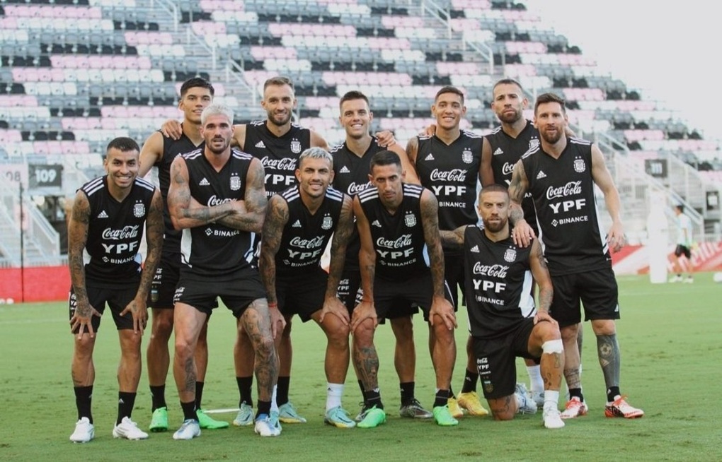 Argentina công bố đội hình khủng, sẵn sàng chinh phục ngôi vương World Cup - 1 Argentina công bố đội hình khủng, sẵn sàng chinh phục ngôi vương World Cup - 1