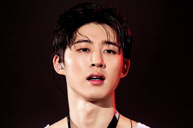 Nam ca sĩ thần tượng nổi tiếng xứ Hàn lĩnh án