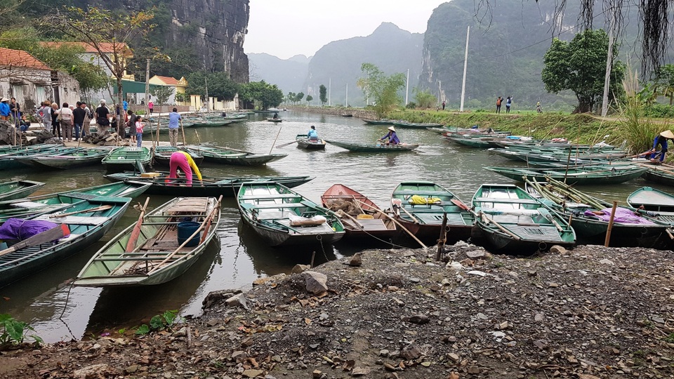 Ninh Bình: Hàng loạt sai phạm tại dự án “khủng” đội vốn hơn chục lần - 4 Ninh Bình: Hàng loạt sai phạm tại dự án “khủng” đội vốn hơn chục lần - 4