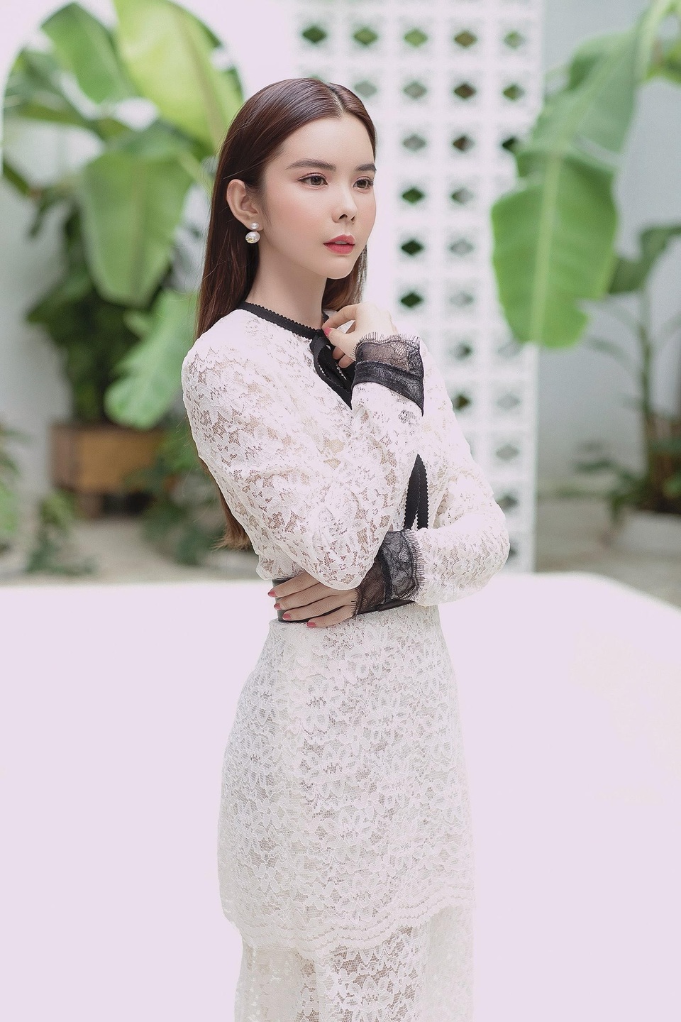 Huỳnh Vy: Thị phi hay không là ở mỗi người - 1 Huỳnh Vy: Thị phi hay không là ở mỗi người - 1