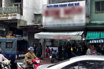 Công an xuất hiện tại tiệm vàng nổi tiếng ở Đắk Lắk