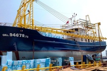 Sự cố tàu vỏ thép nằm bờ: 3 năm hầu toà vẫn không có lối thoát