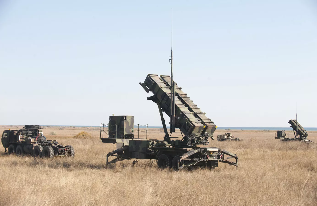 Ukraine đề nghị phương Tây cho thuê hệ thống phòng không Patriot - 2 Ukraine đề nghị phương Tây cho thuê hệ thống phòng không Patriot - 2
