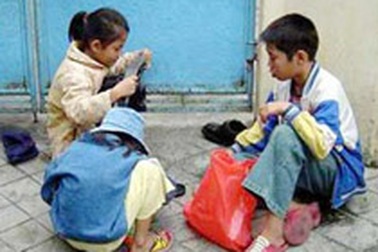 Những đứa trẻ không có giấy tờ tùy thân